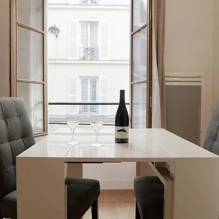 Apartment Poncelet * Париж