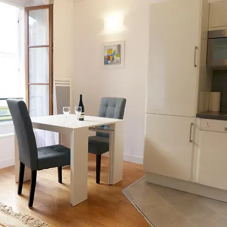 Apartment Poncelet Paris